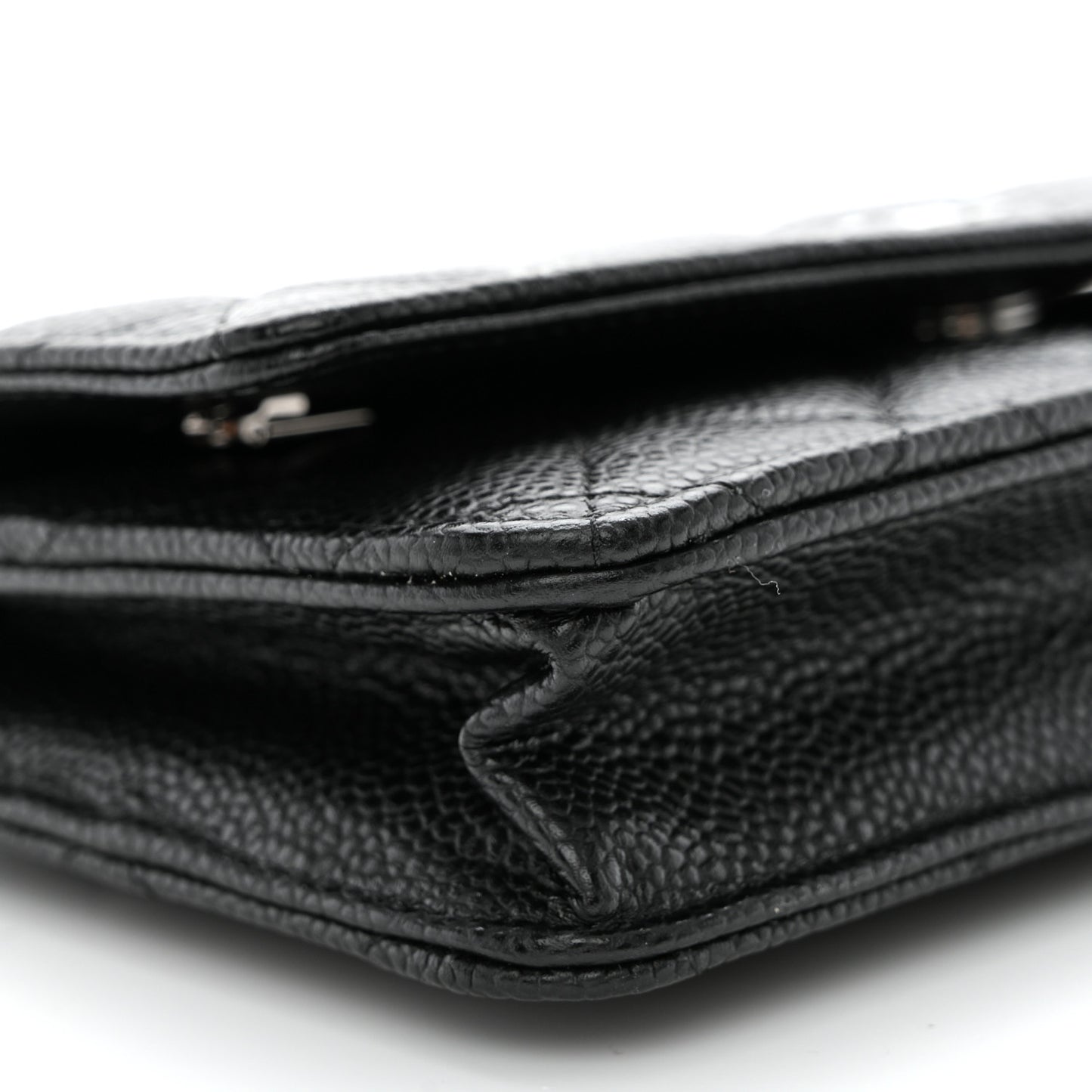 Caviar Quilted Wallet on Chain WOC Black