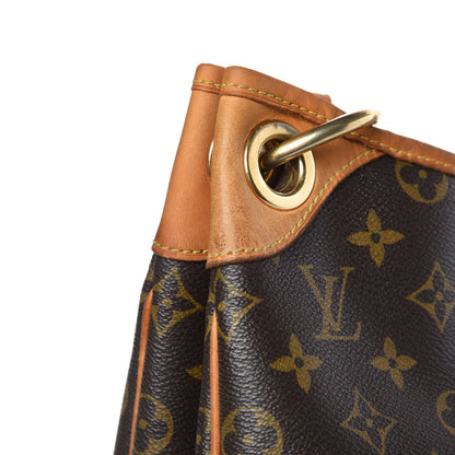 Louis Vuitton Monogram Galliera PM 22 of 22