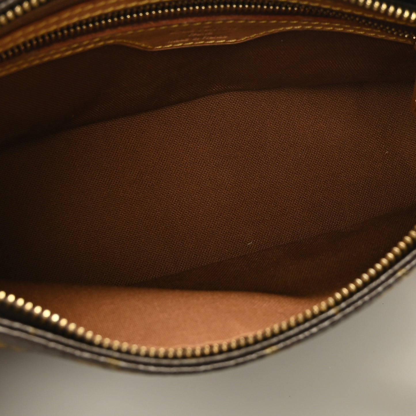 Monogram Trotteur