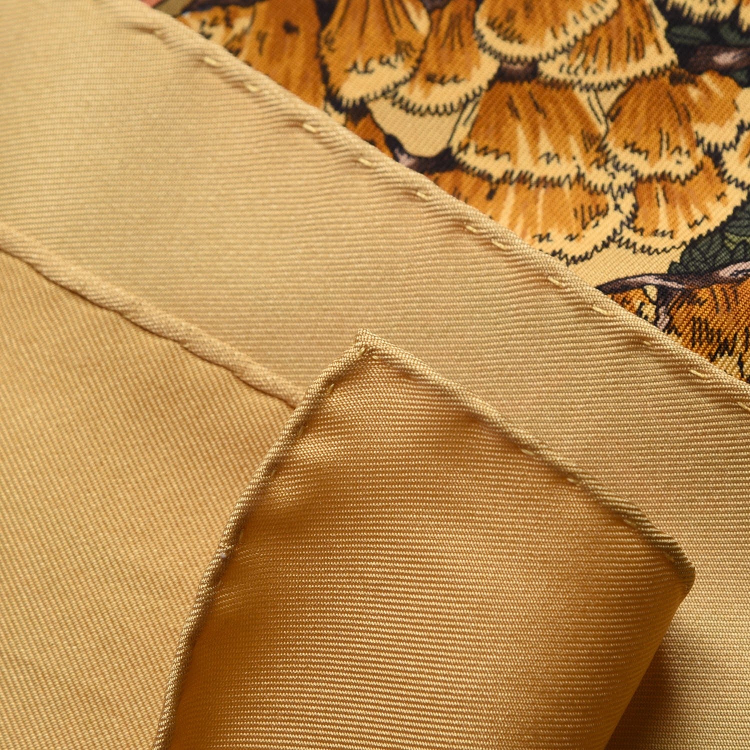 Hermes Silk Les Legendes de l'Arbre Scarf 90 9 of 9