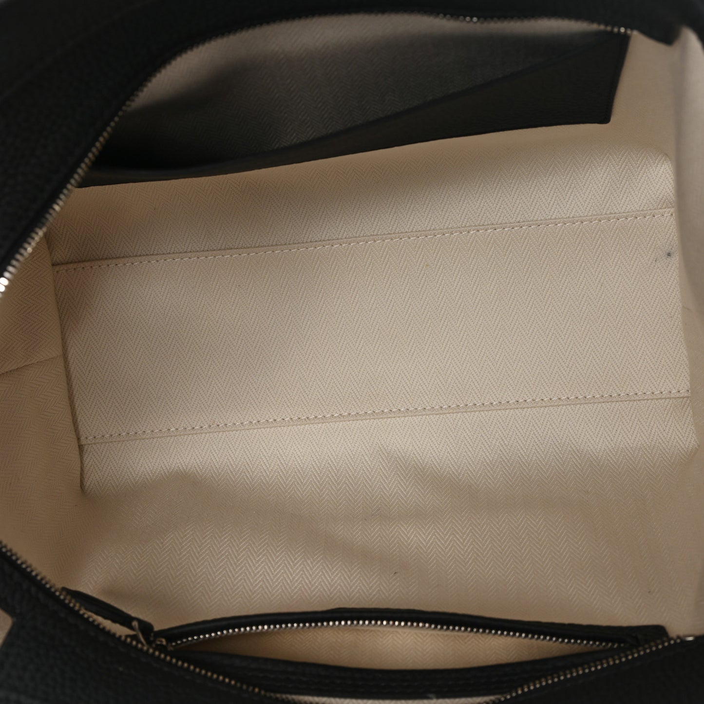 Grained Calfskin Marlo 12 Tote Bag Black