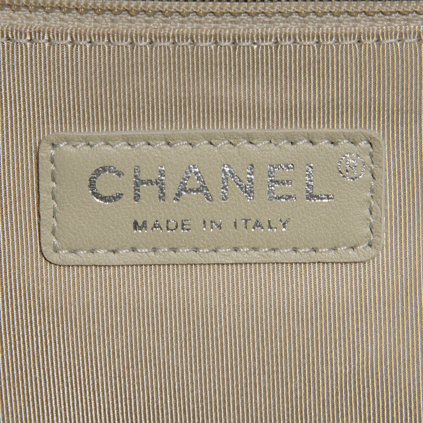 Washed Lambskin Chain Around Maxi Flap Navy