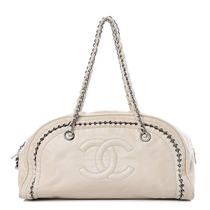 Chanel Smooth Calfskin Medium Luxe Ligne Bowler White 1 of 16