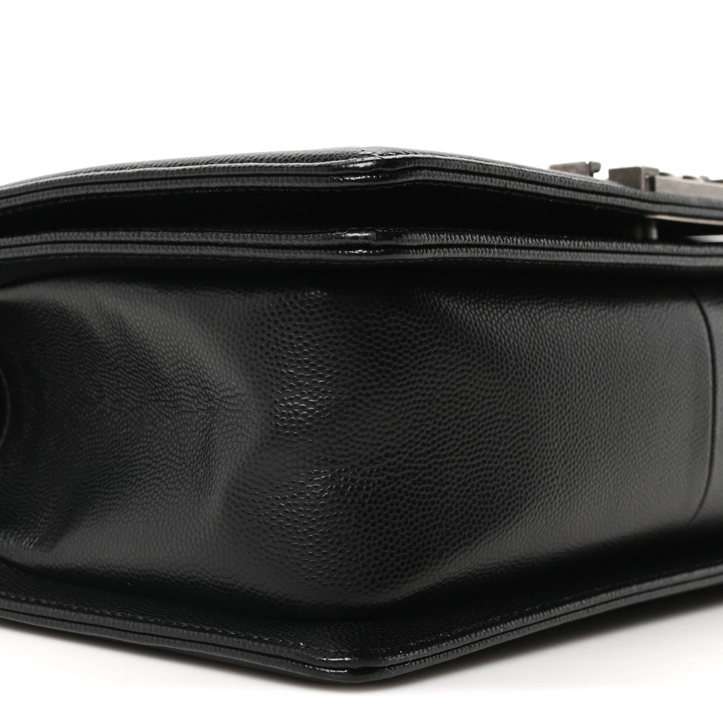 Caviar Quilted Medium Boy Flap Black