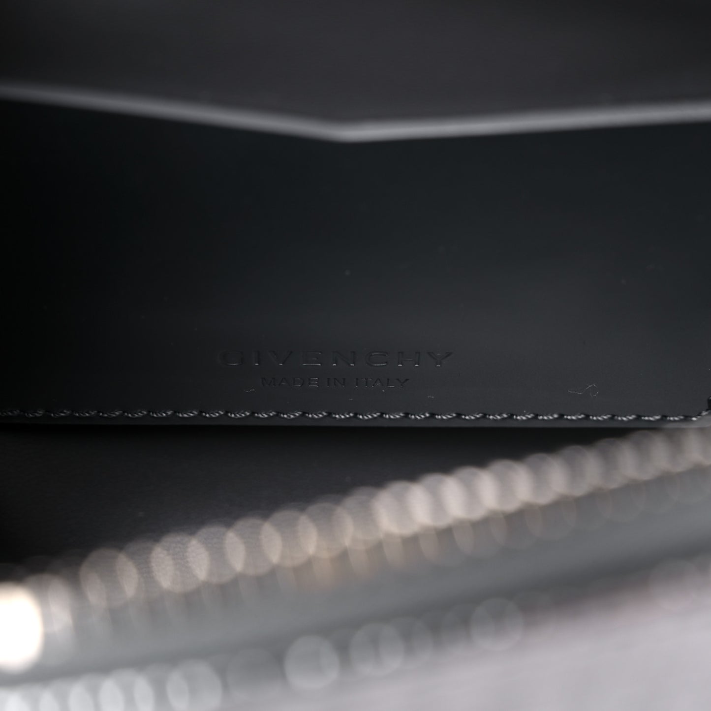 Metallic Calfskin 4G Embossed Nano Antigona Silver