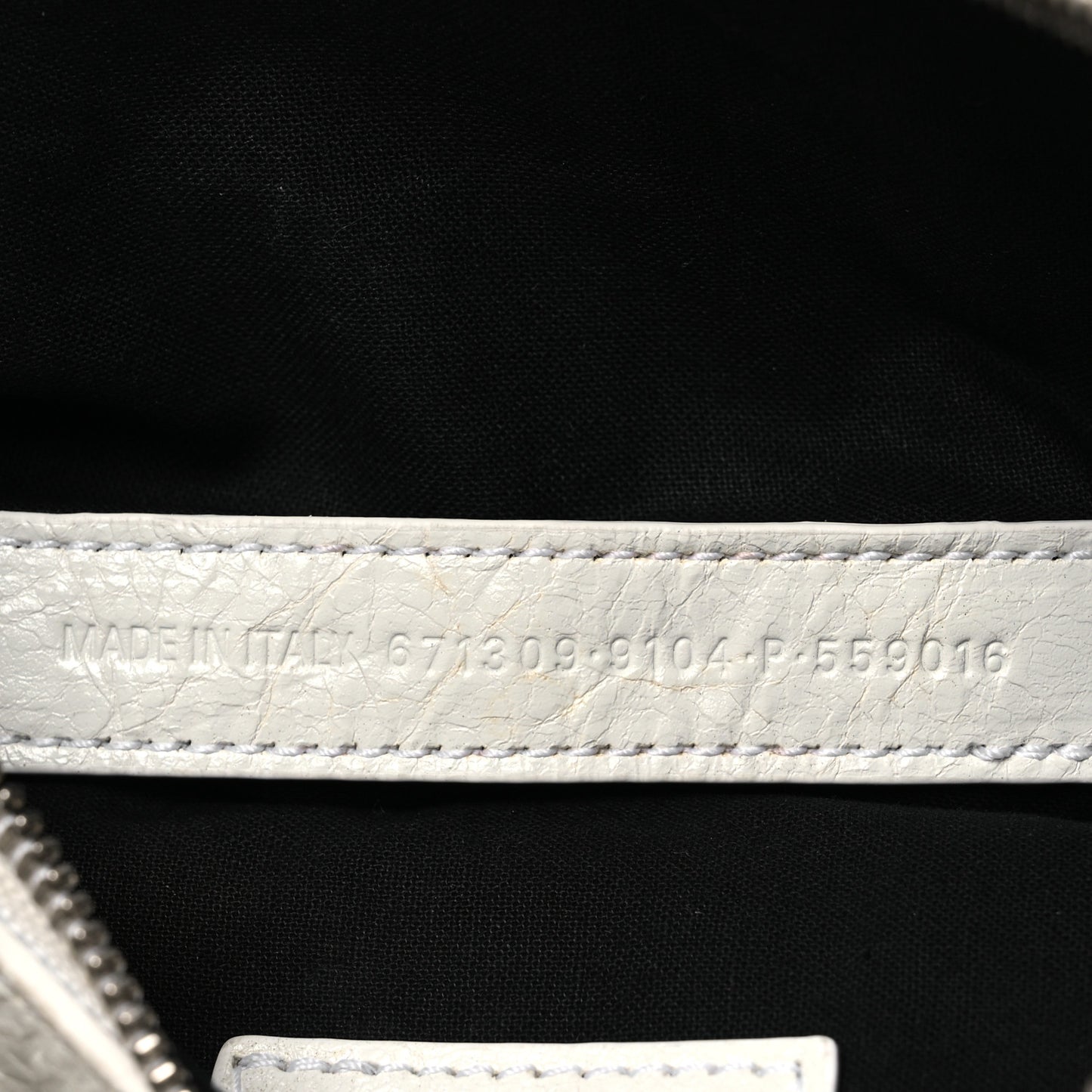 Agneau Arena Le Cagole Shoulder Bag XS Optic White