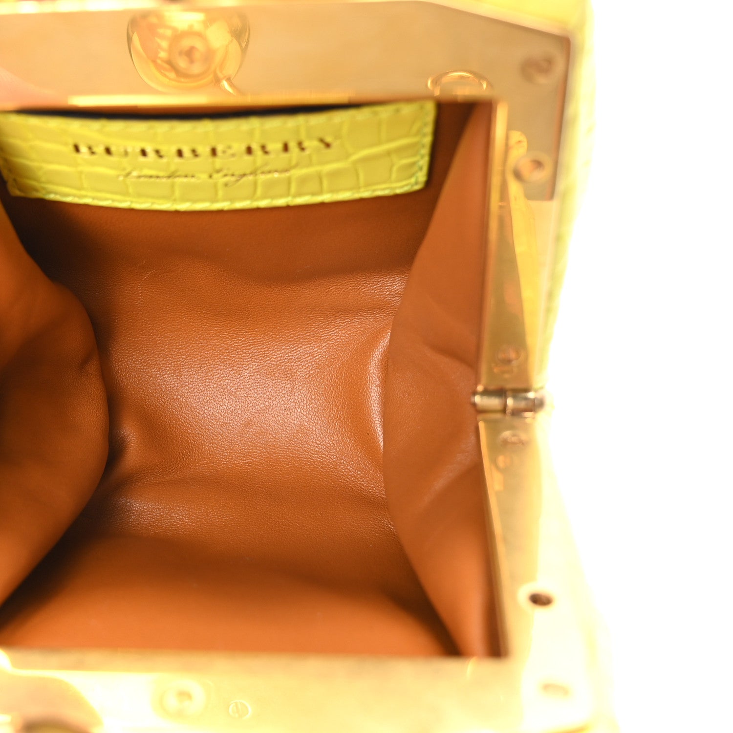 新品Burberry's 革イエローケース BXL21-865-43 新品Burberry's 革イエローコインケース BXL21-865-43 楽天市場