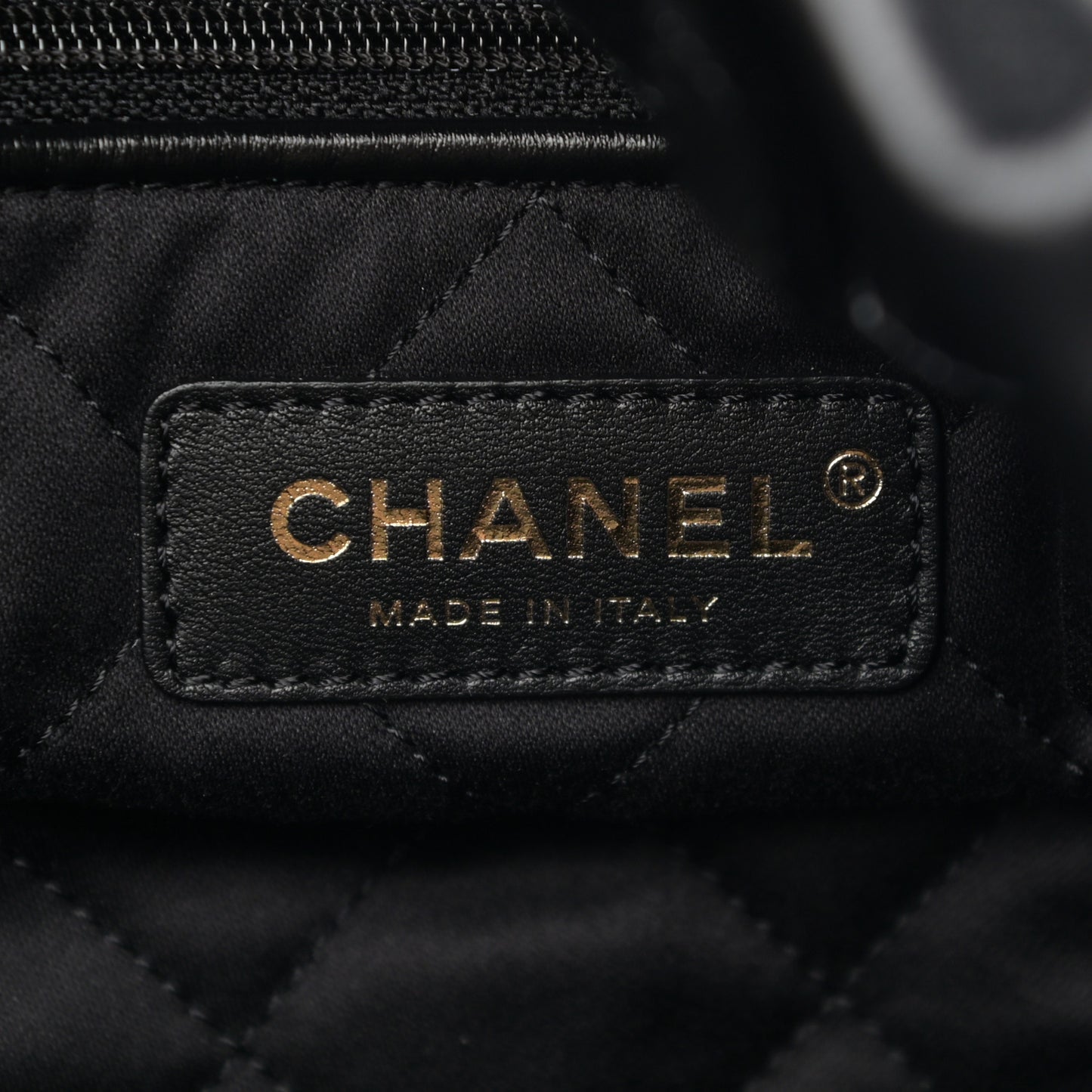 Shiny Calfskin Quilted Chanel 22 Backpack Black