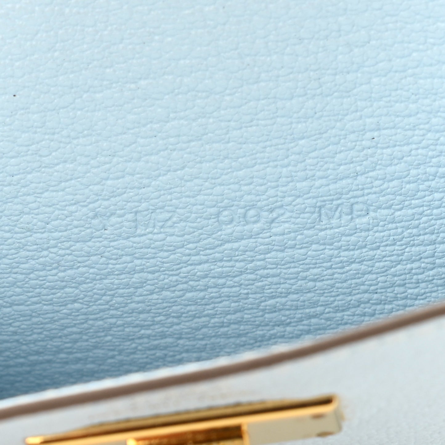 Chevre Mysore Kelly Pocket Compact Wallet Bleu Brume