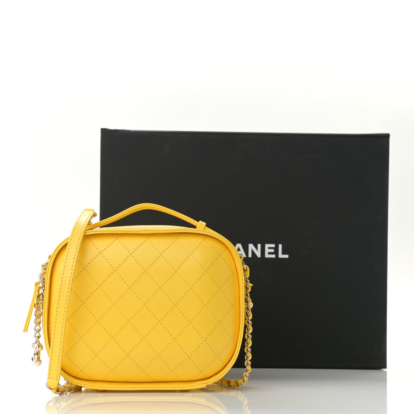 Crumpled Calfskin Vanity Case Yellow