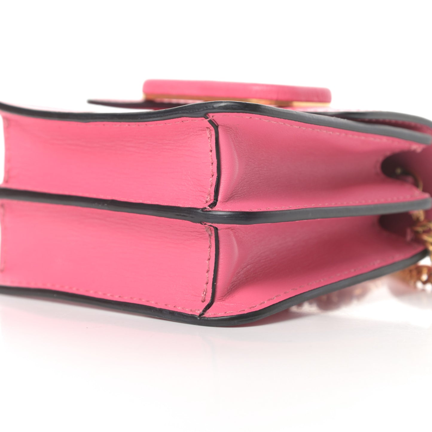 Smooth Calfskin Vlogo Compact Wallet with Chain Feminine Pink
