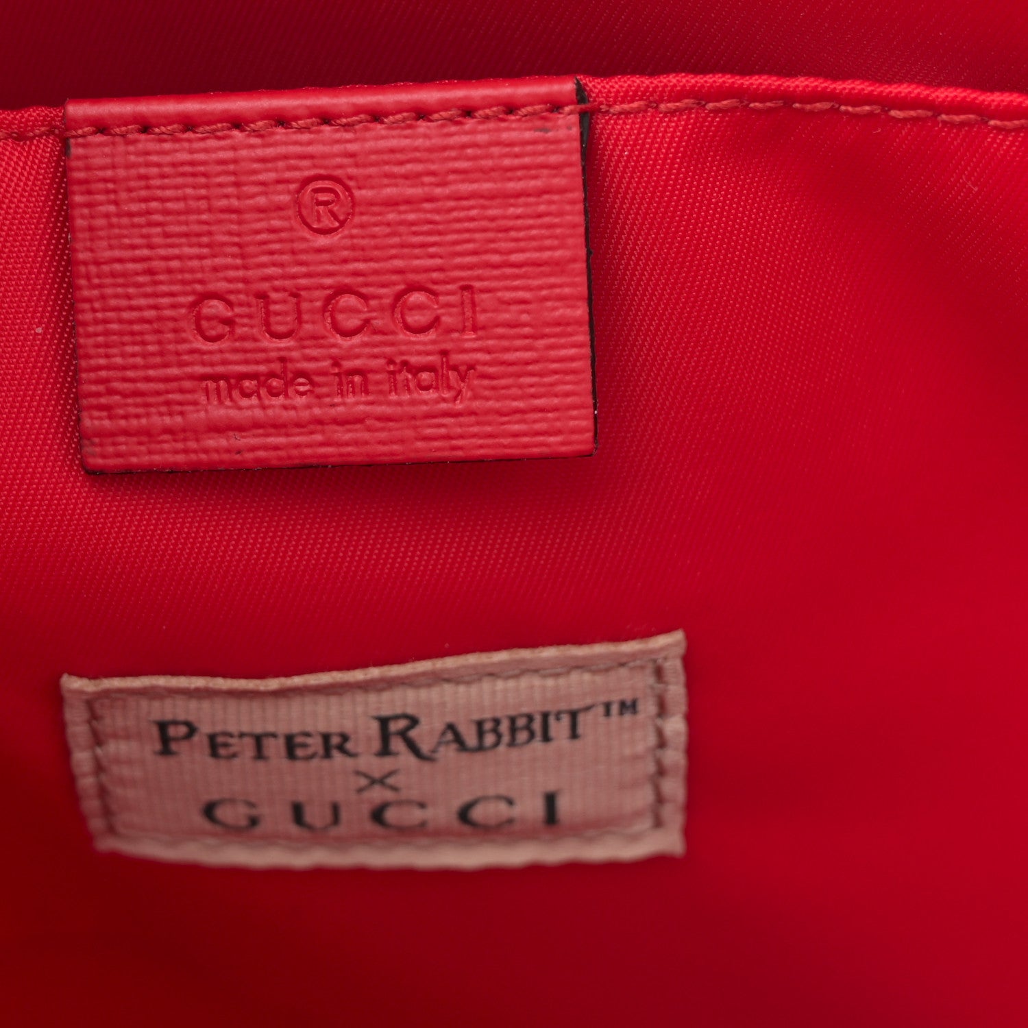 Gucci X Peter Rabbit GG Supreme Monogram Rabbit Apple Childrens