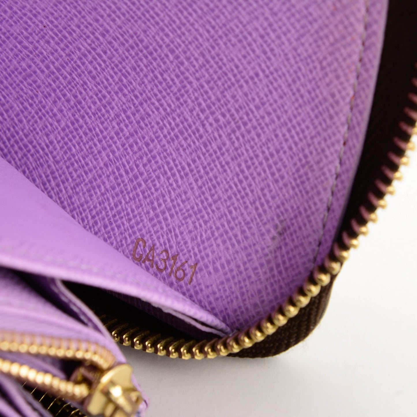Damier Ebene Illustre Zippy Wallet Violet