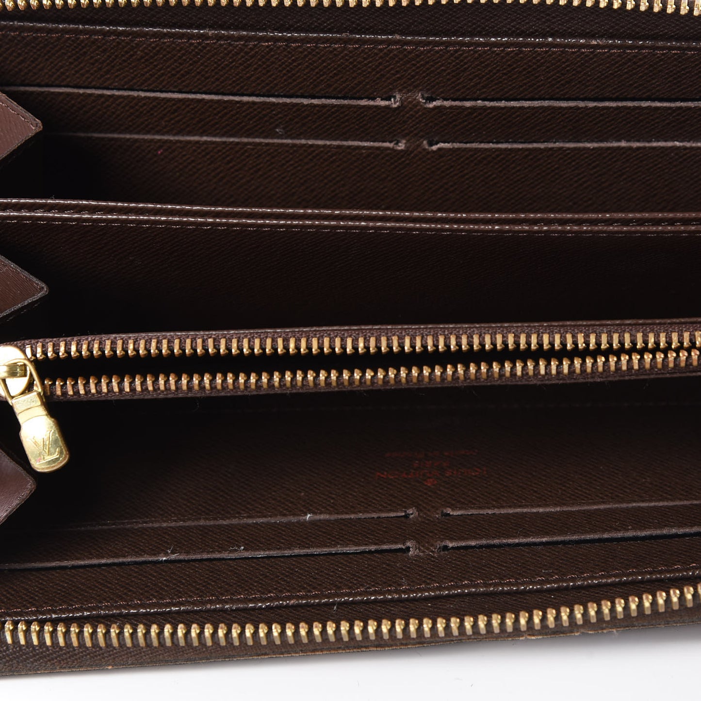 Damier Ebene Zippy Wallet