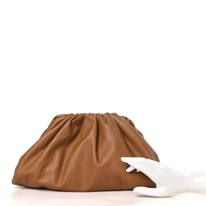 Bottega Veneta Smooth Butter Calf The Pouch Oversized Clutch Cammello 2 of 9