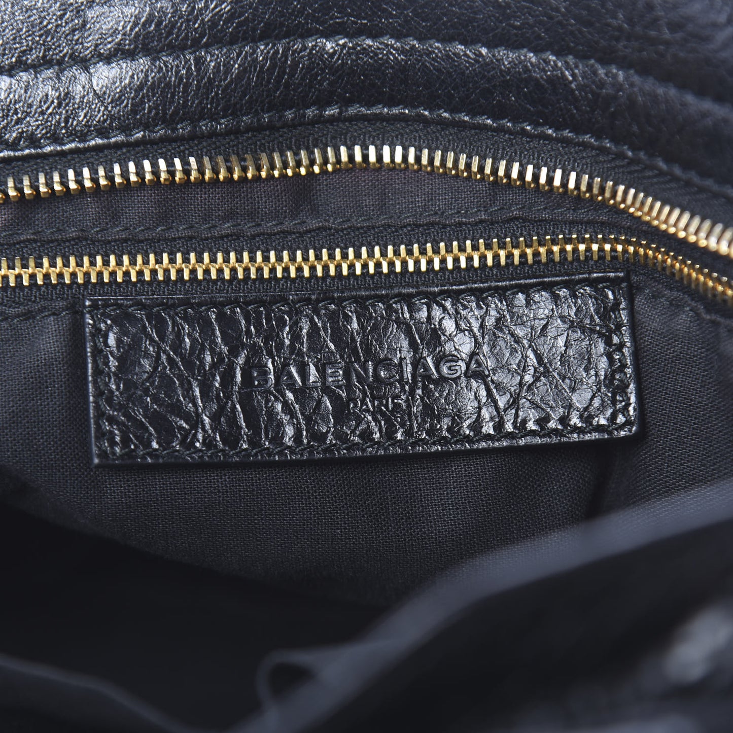 Agneau Giant 12 Gold Hardware City Black