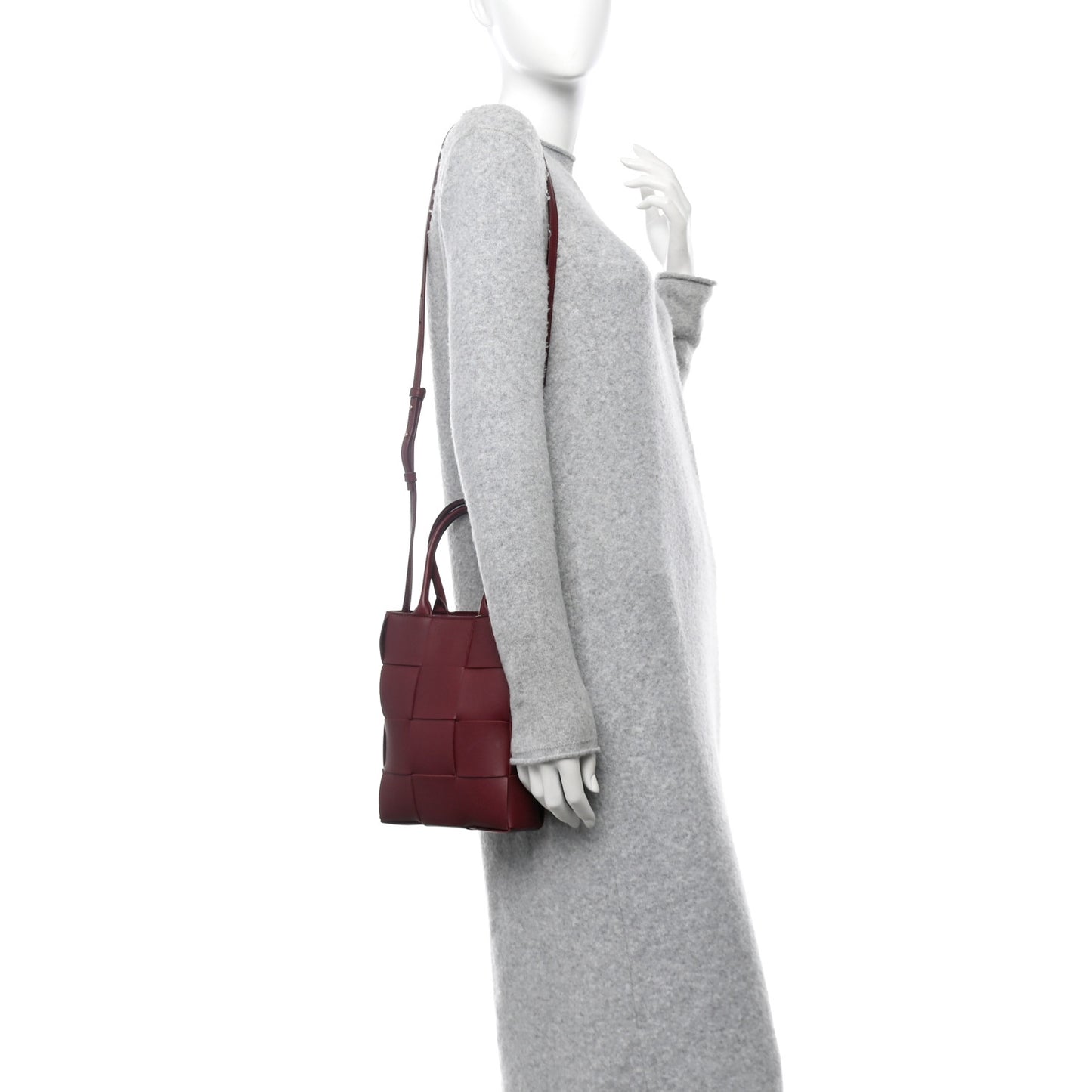 Lambskin Maxi Intrecciato North South Cassette Tote Barolo