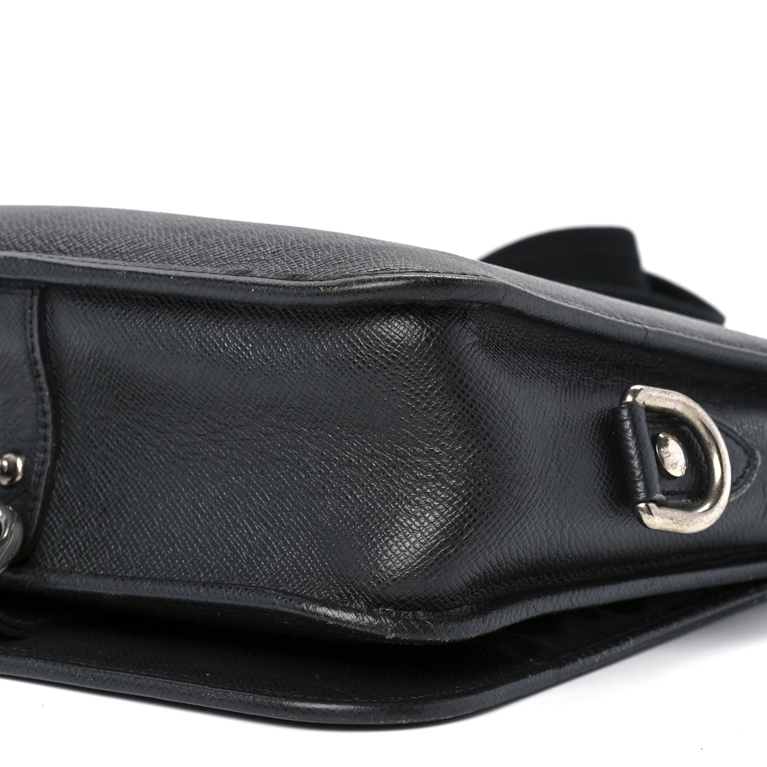 Louis Vuitton Taiga Andrei Ardoise 11 of 12