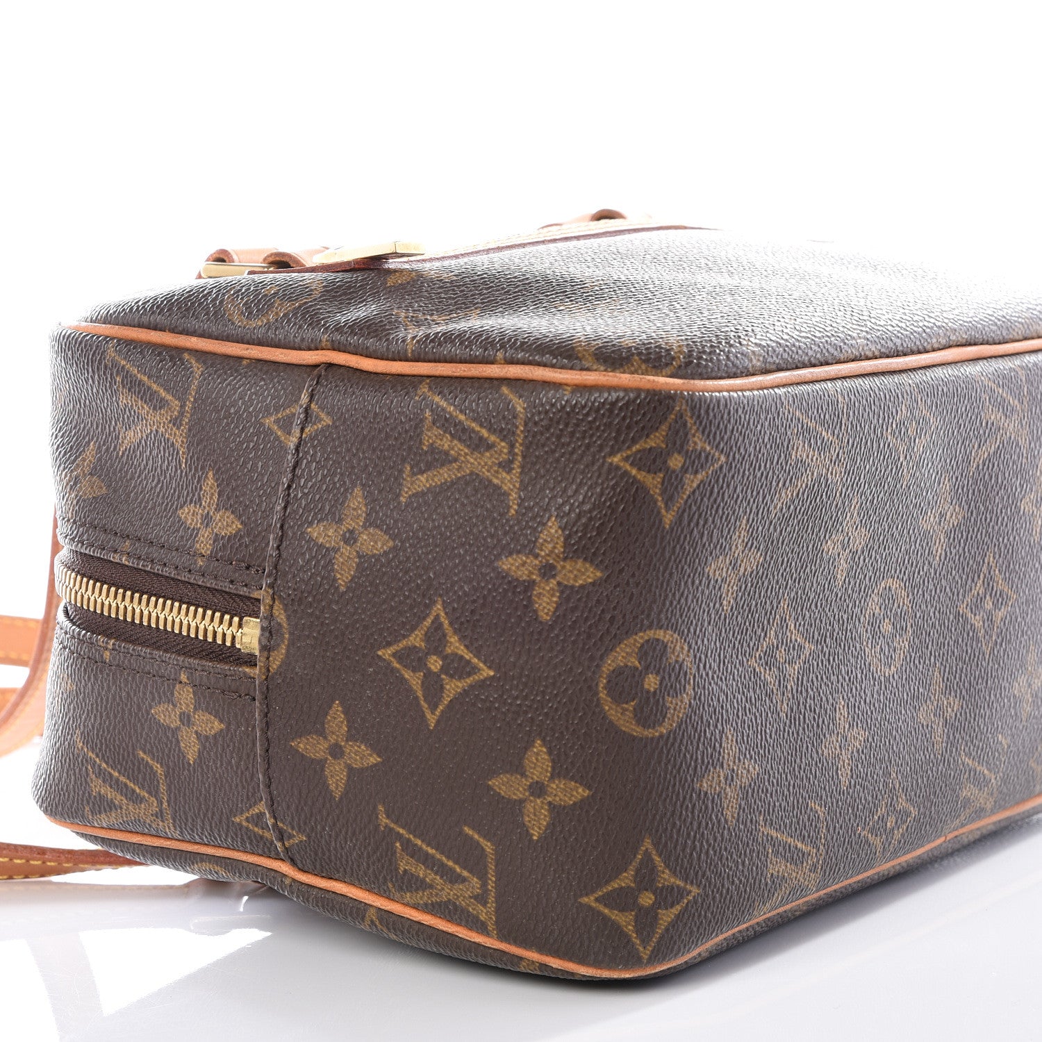 Louis Vuitton Monogram Cite MM 8 of 12