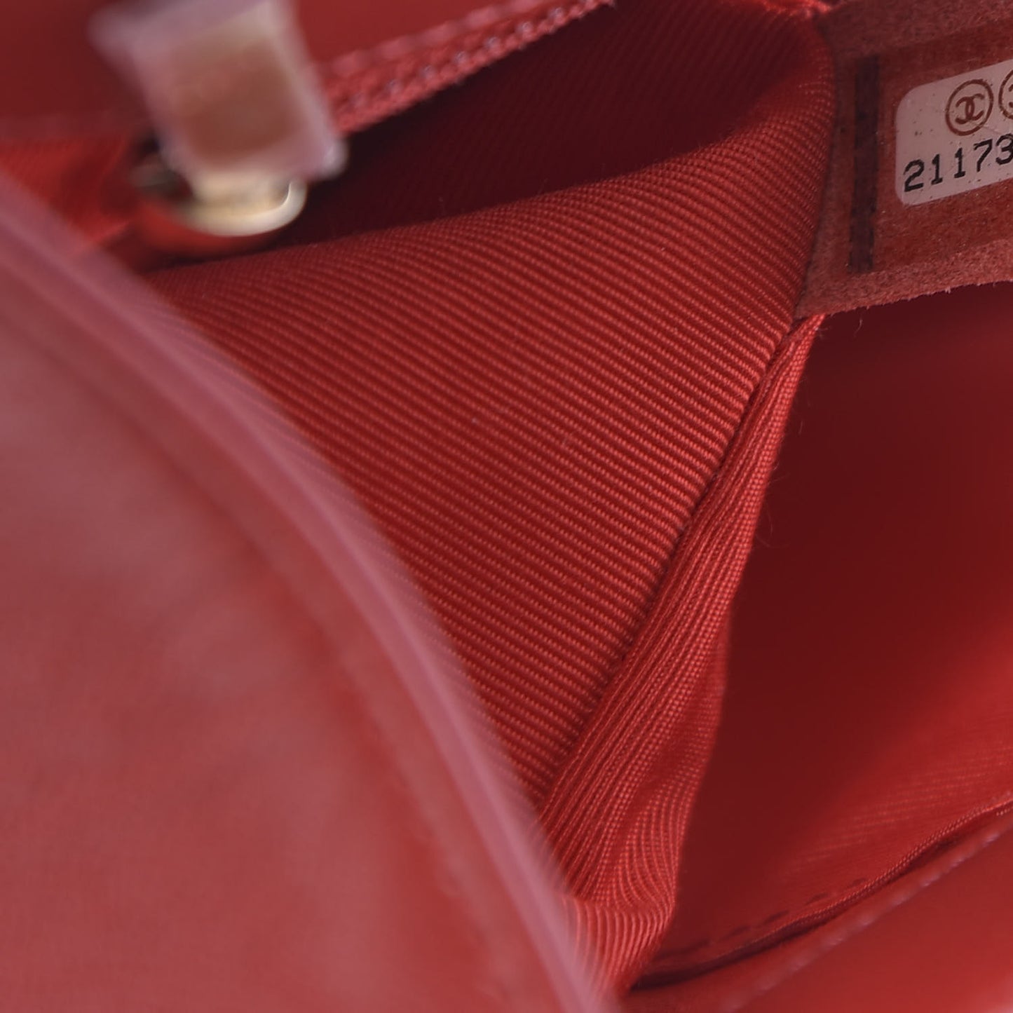 Lambskin Quilted New Medium Boy Flap Red