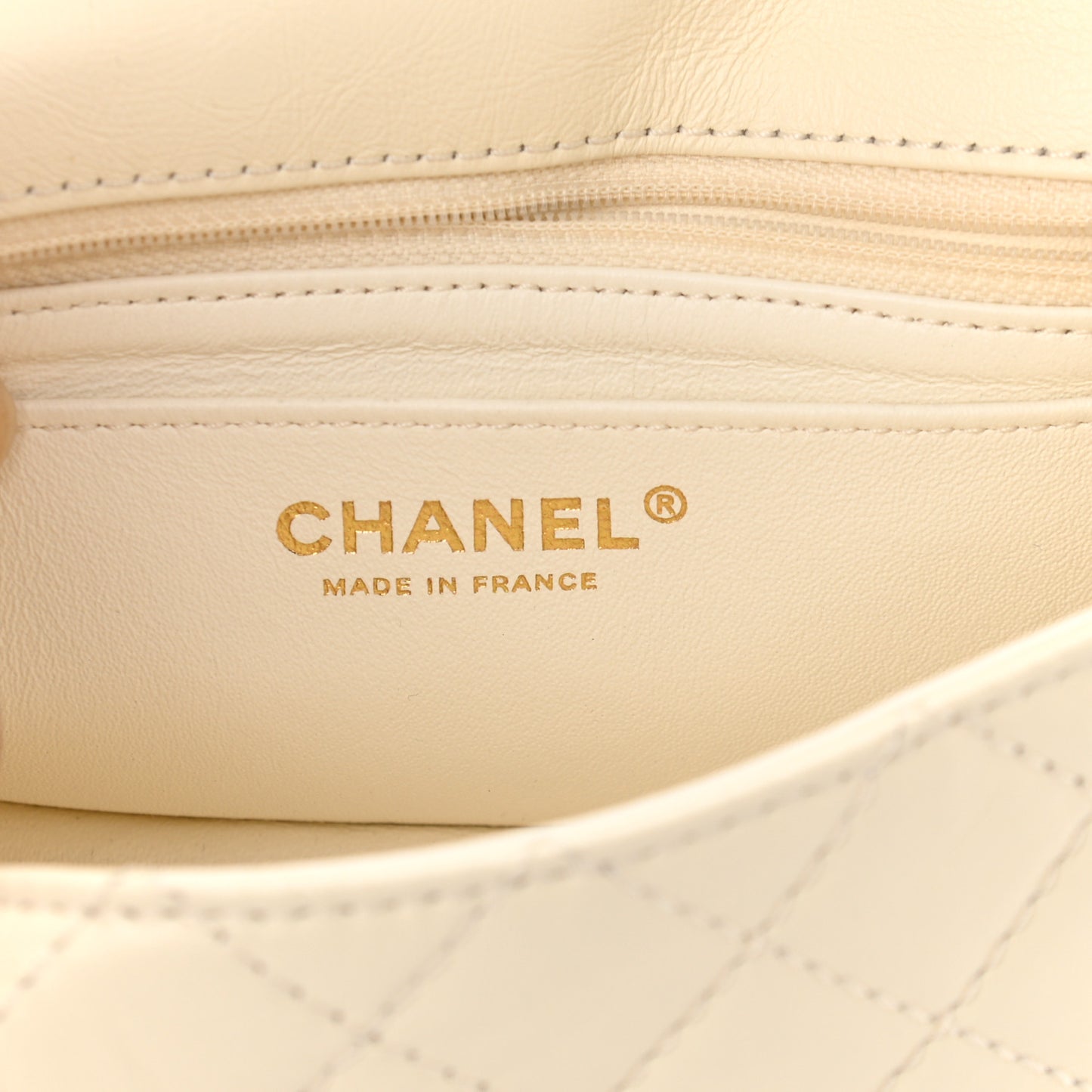 Aged Calfskin Quilted 2.55 Reissue Mini Flap White