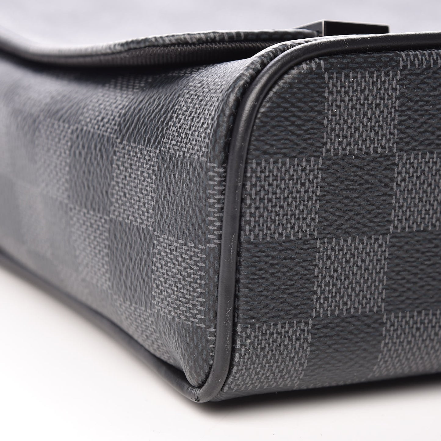 Damier Graphite District PM