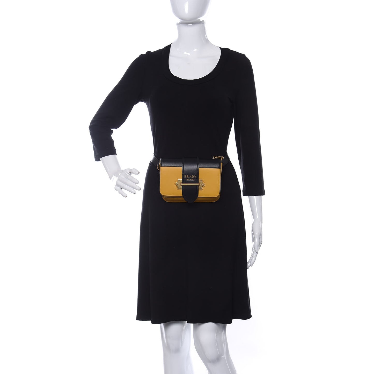 Saffiano City Calf Cahier Belt Bag Soleil Black