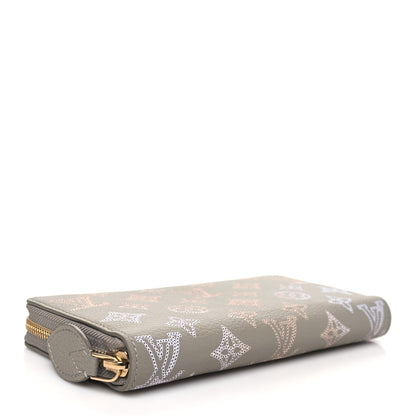 Louis Vuitton Mahina Flight Mode Zippy NM Wallet Gray 4 of 8