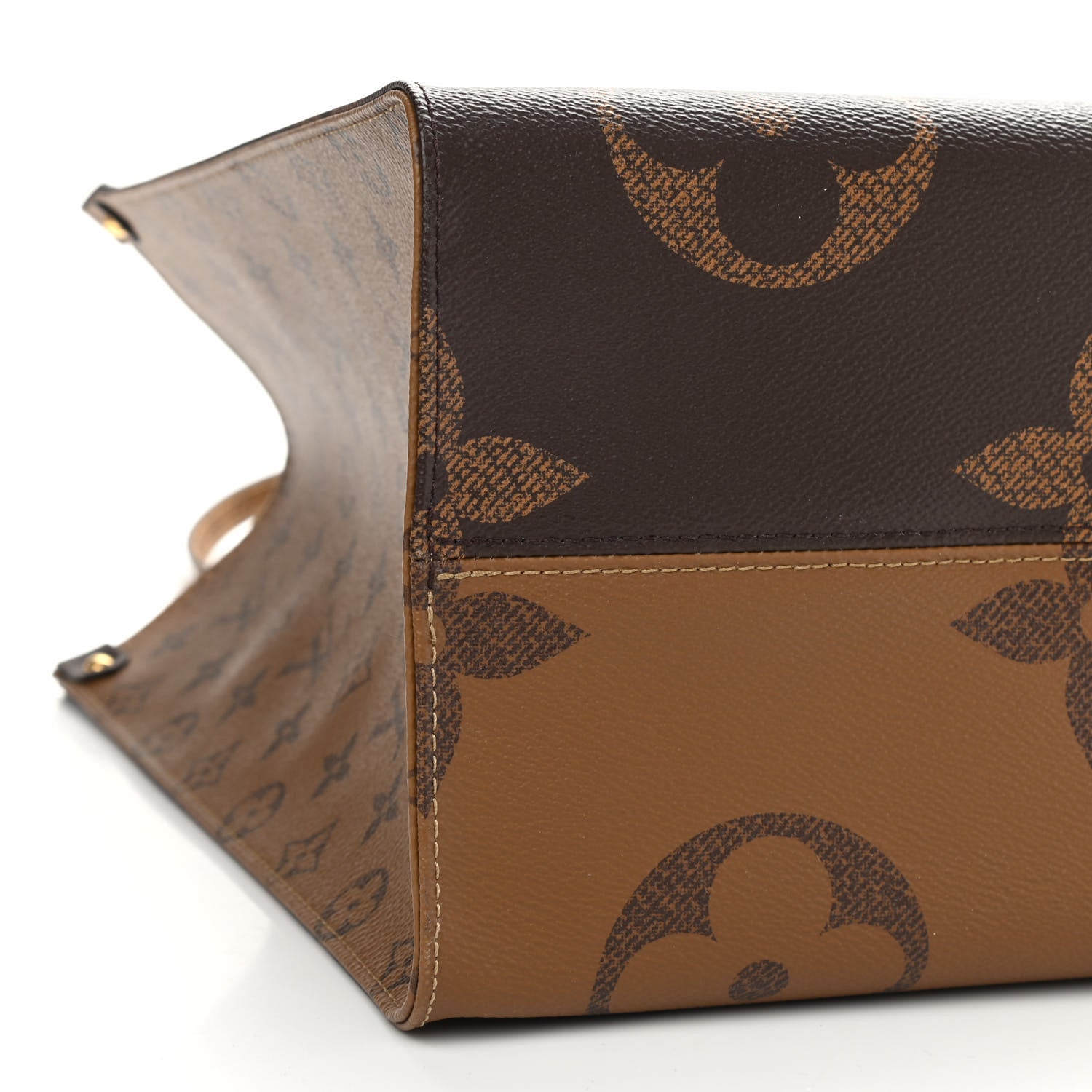 Louis Vuitton Reverse Monogram Giant Onthego GM 8 of 9