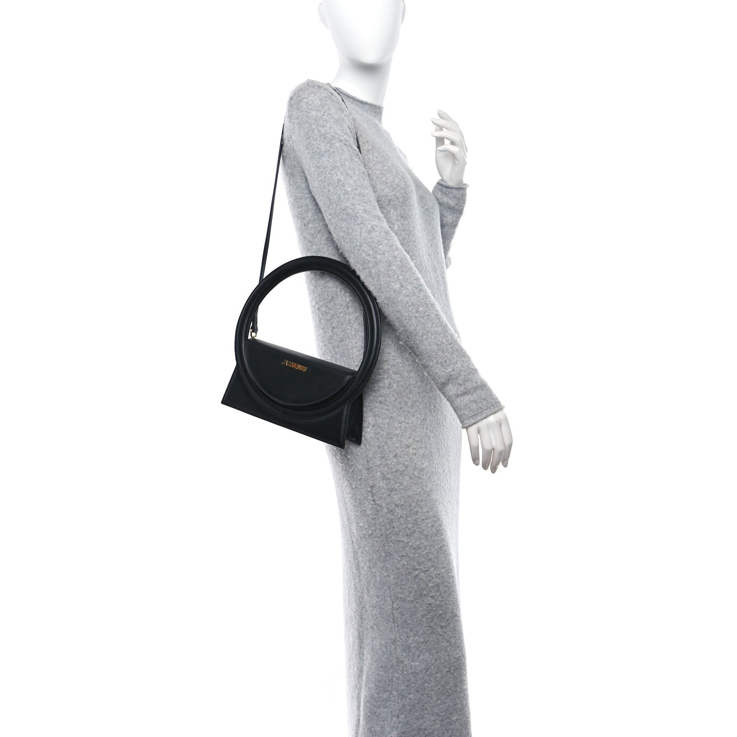 Smooth Calfskin Le Sac Rond Black