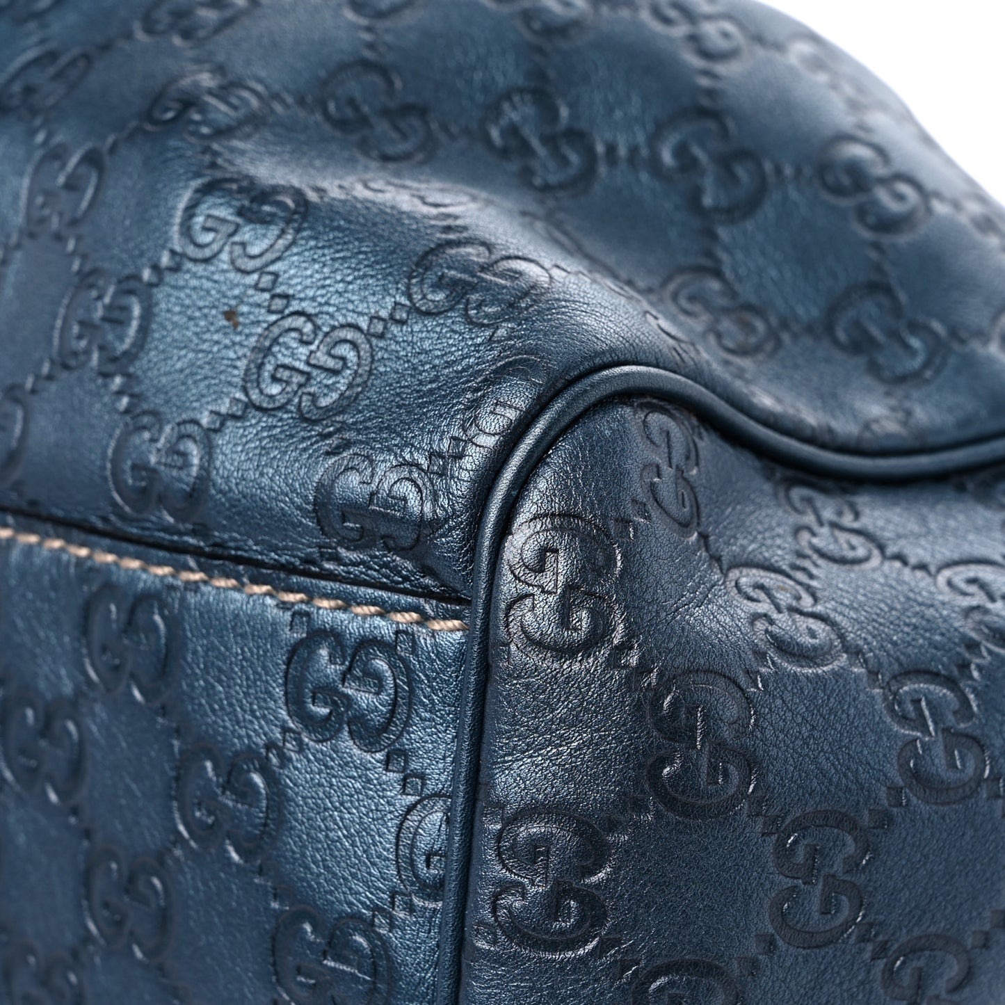 Metallic Guccissima Large Sukey Tote Blue