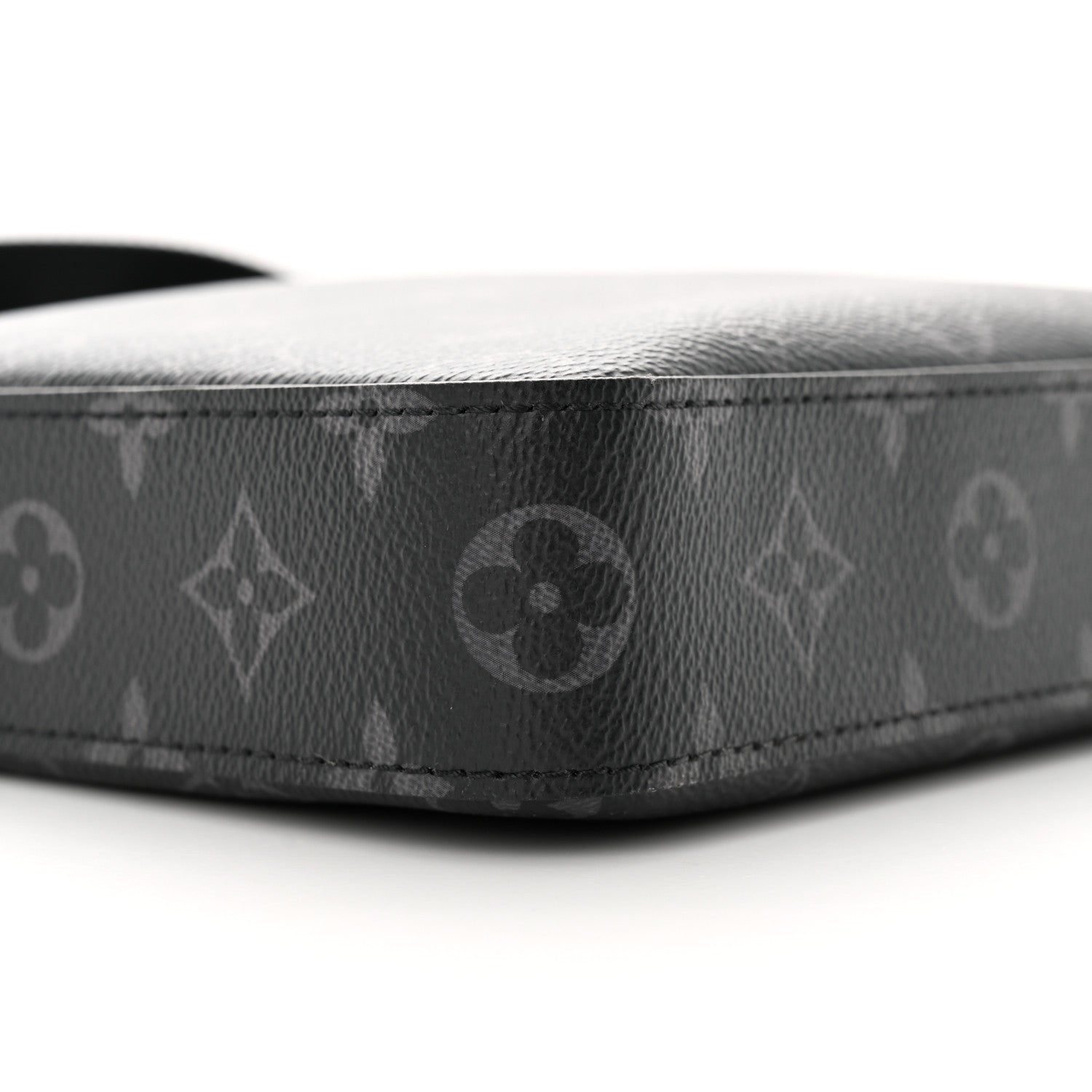 Louis Vuitton Reverse Monogram Eclipse Trio Messenger 12 of 18