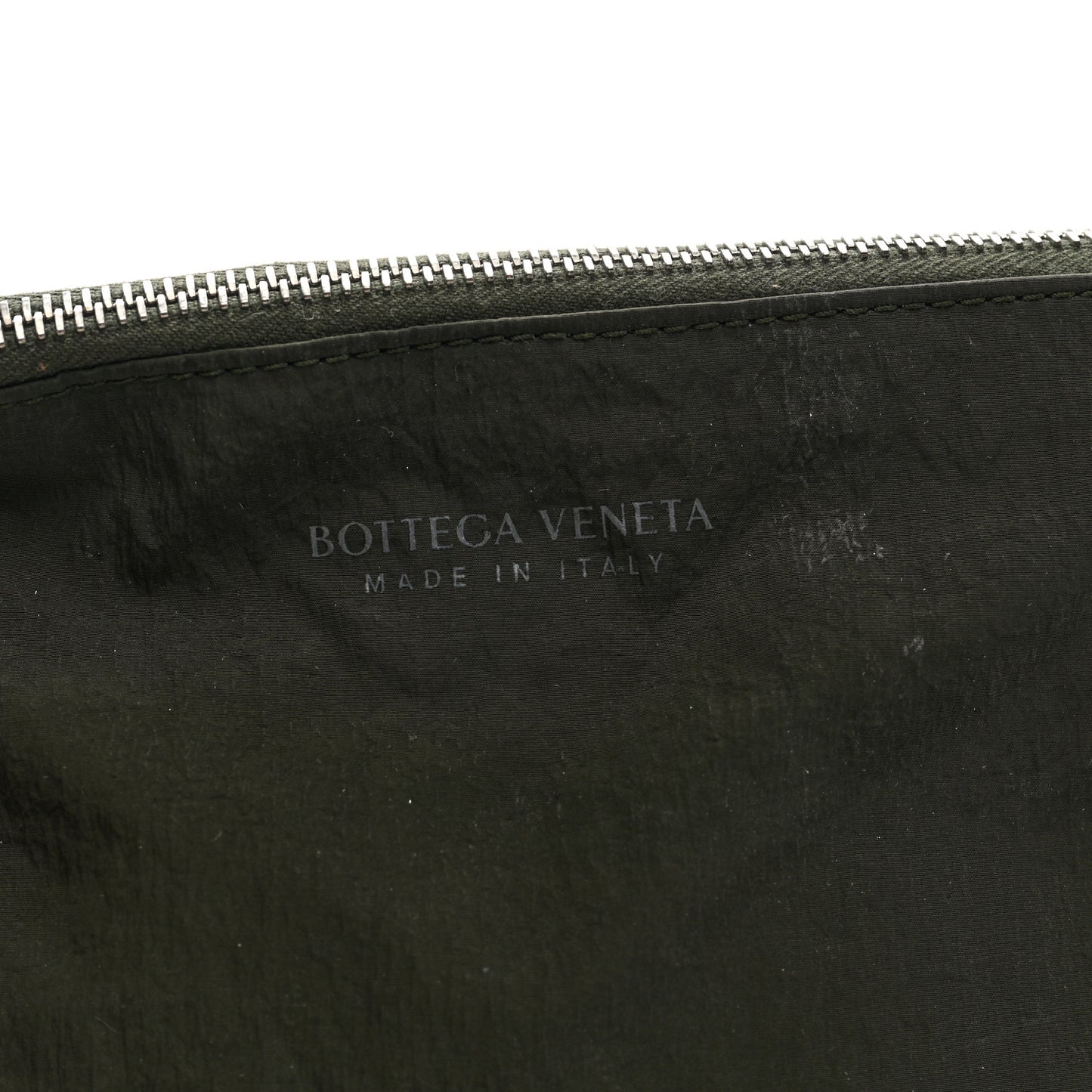 Paper Calfskin Intrecciato Stretch Cassette Camping