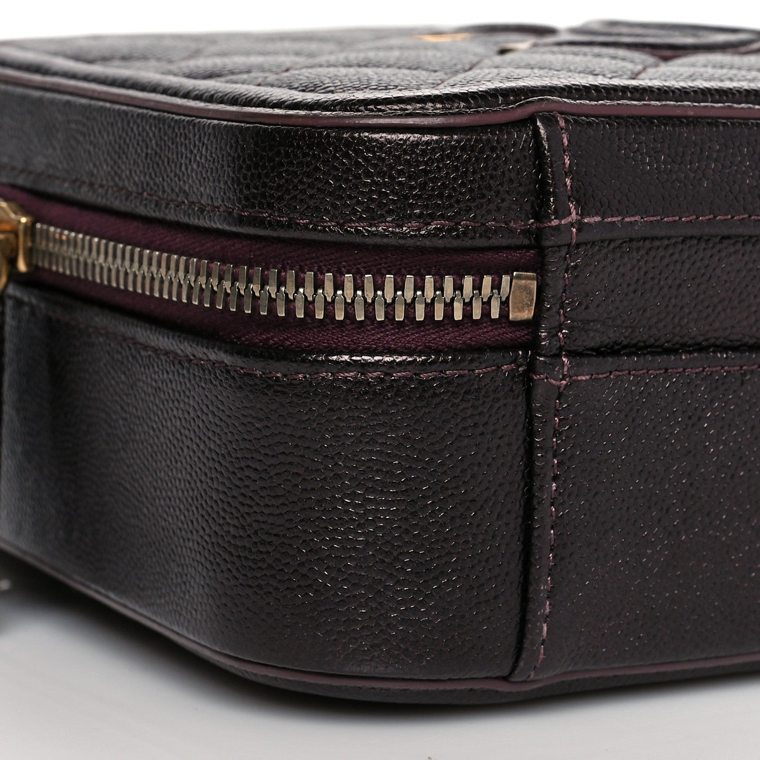 Chanel Iridescent Caviar Quilted Medium CC Filigree Vanity Case Burgundy 8 of 9