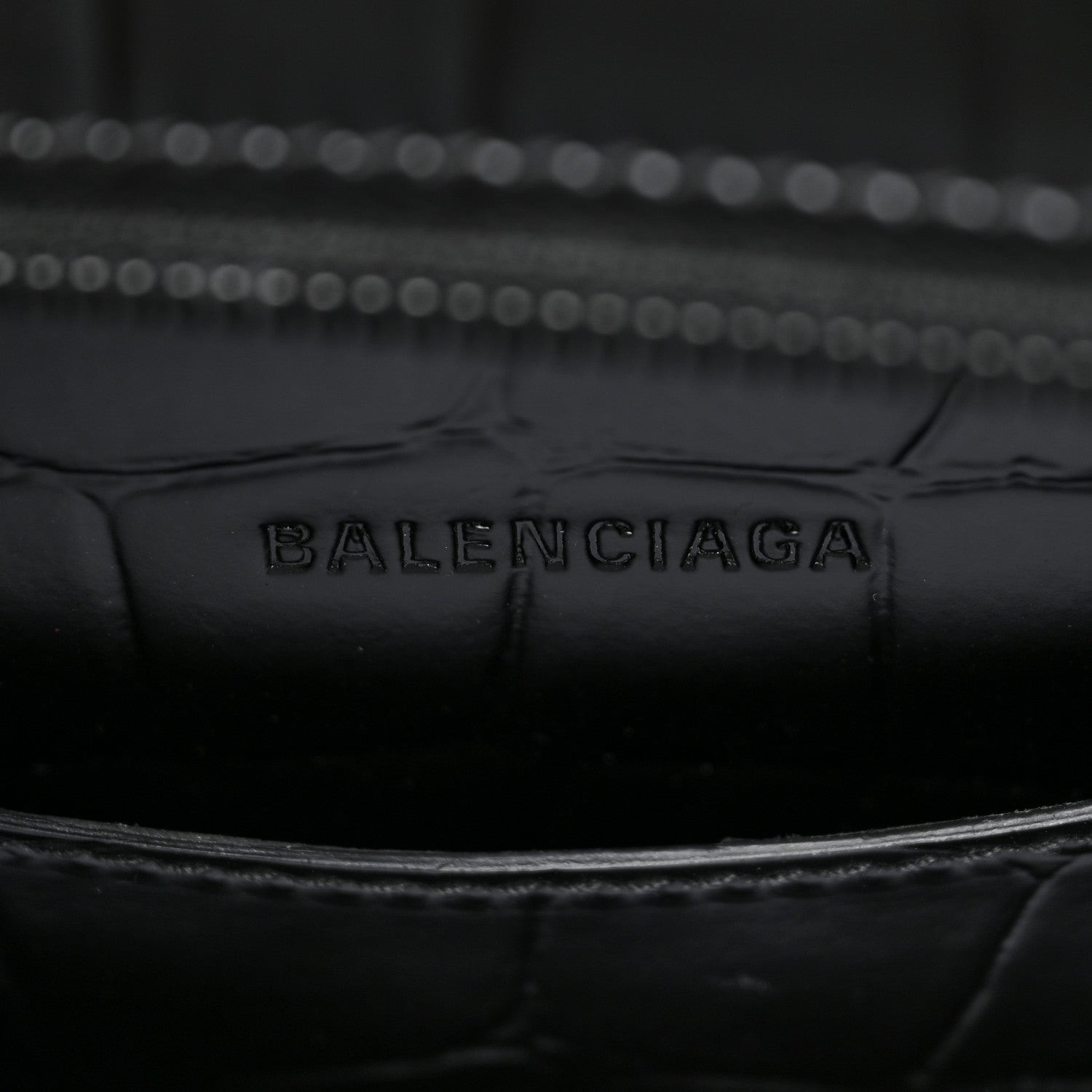 Balenciaga Semi Shiny Calfskin Crocodile Embossed Neo Classic Black Hardware S City Black 6 of 9