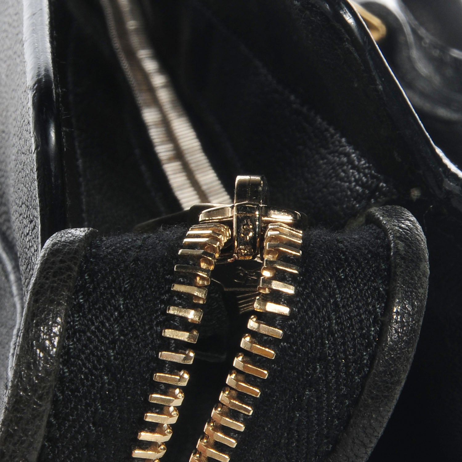 Saint Laurent Sheepskin Large Cabas ChYc Black 8 of 9