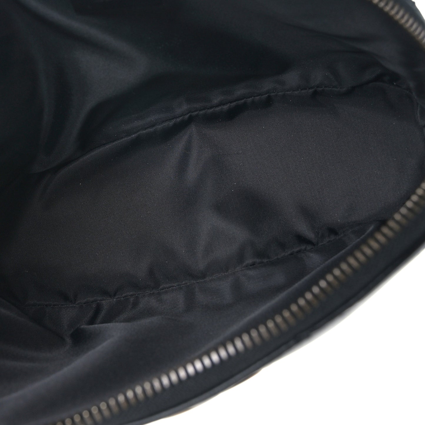 Calfskin Matelasse Large GG Marmont Pouch Cosmetic Case Black