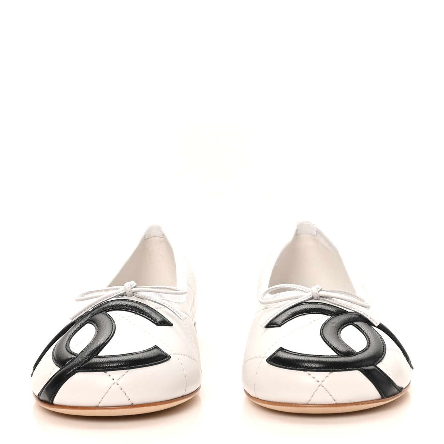 Lambskin Quilted CC Cambon Ballet Flats 37 White Black