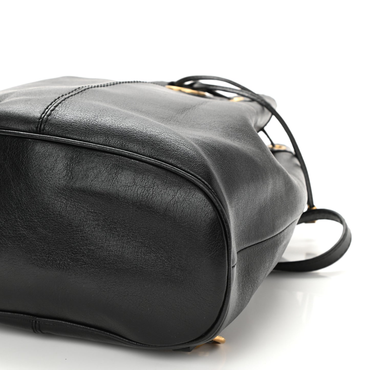 Piuma Lux Energy Medium Re(Belle) Convertible Bucket Bag Black