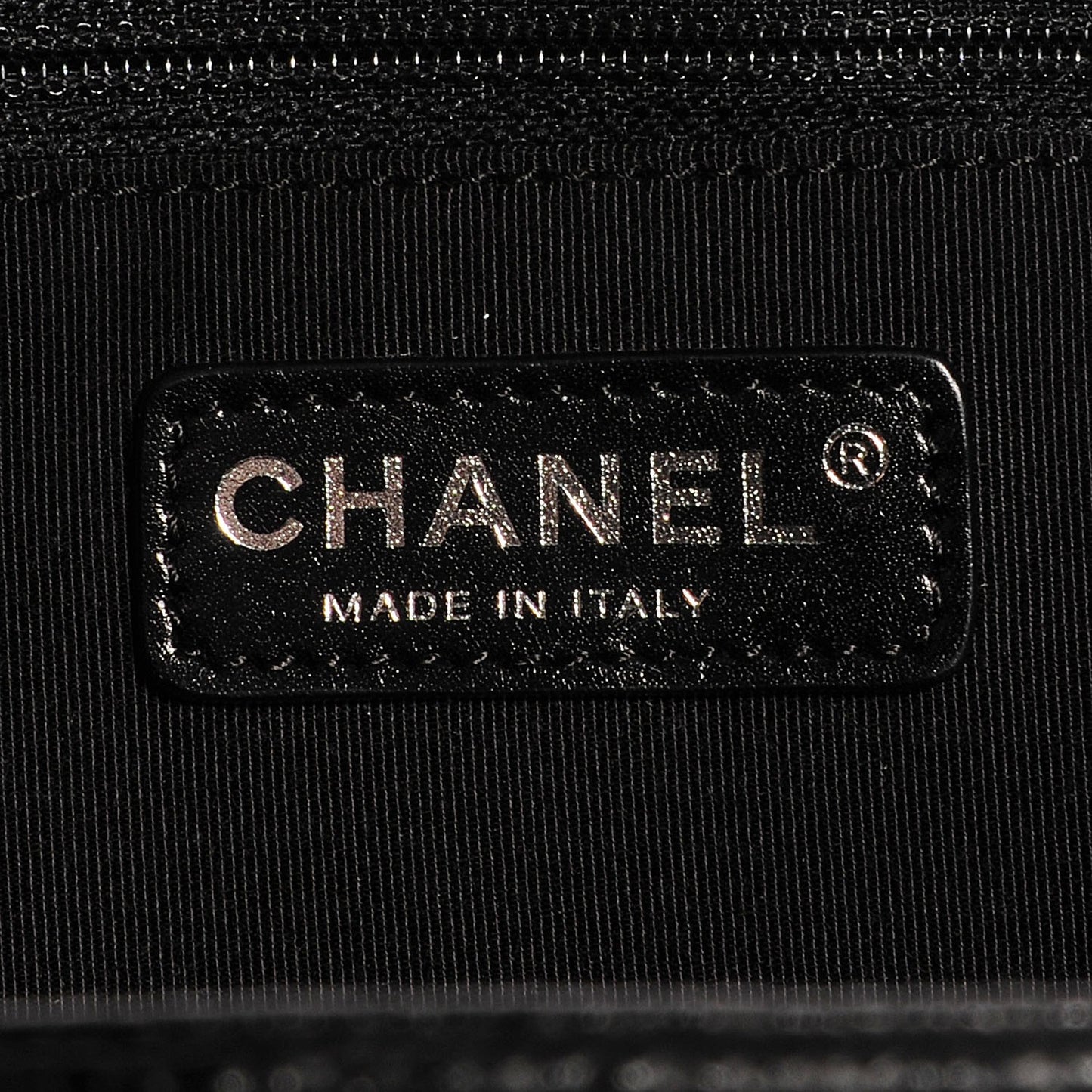 Caviar Grand Shopping Tote GST Black