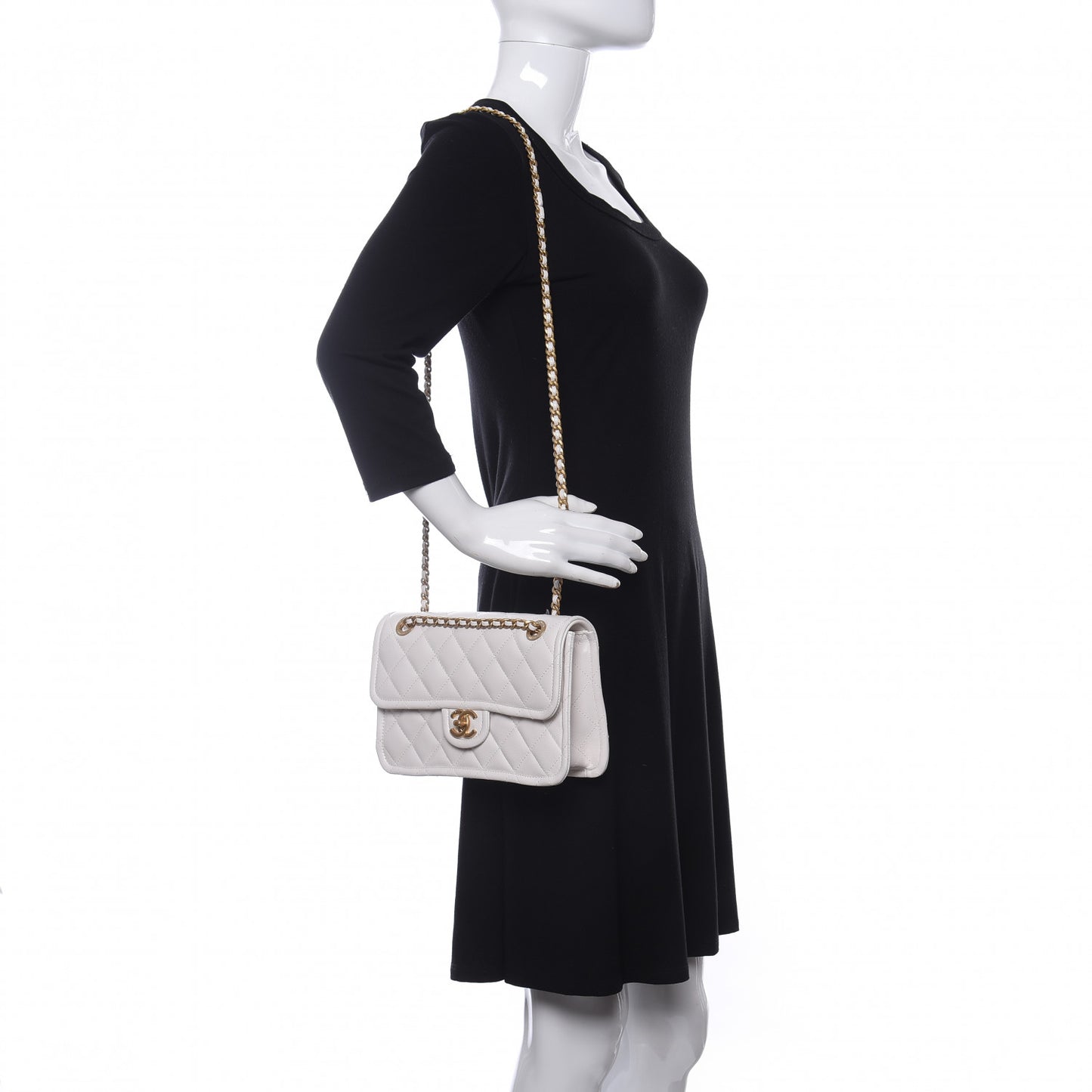 Caviar Quilted Medium Sweet Classic Flap White