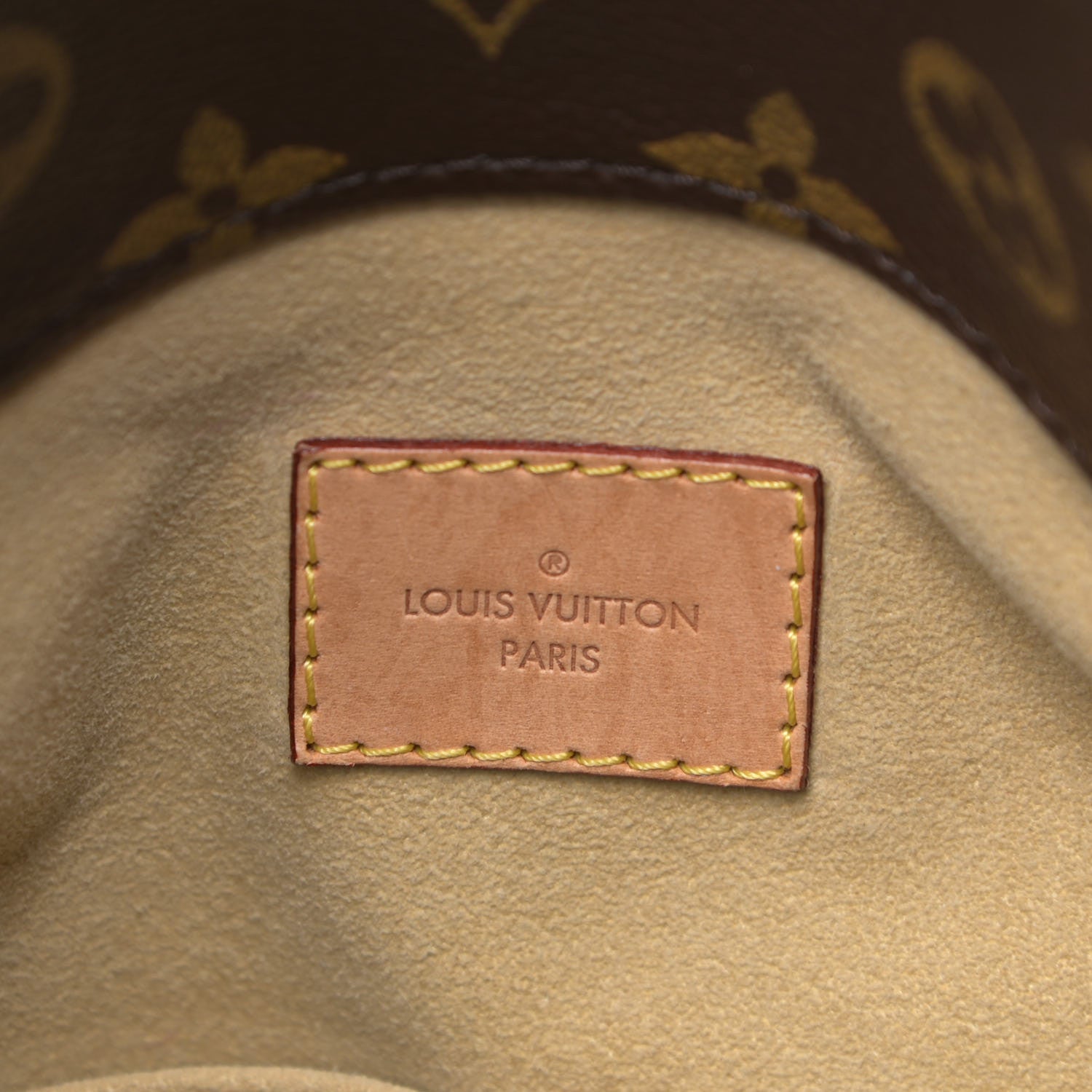 Louis Vuitton Monogram Artsy MM 6 of 21