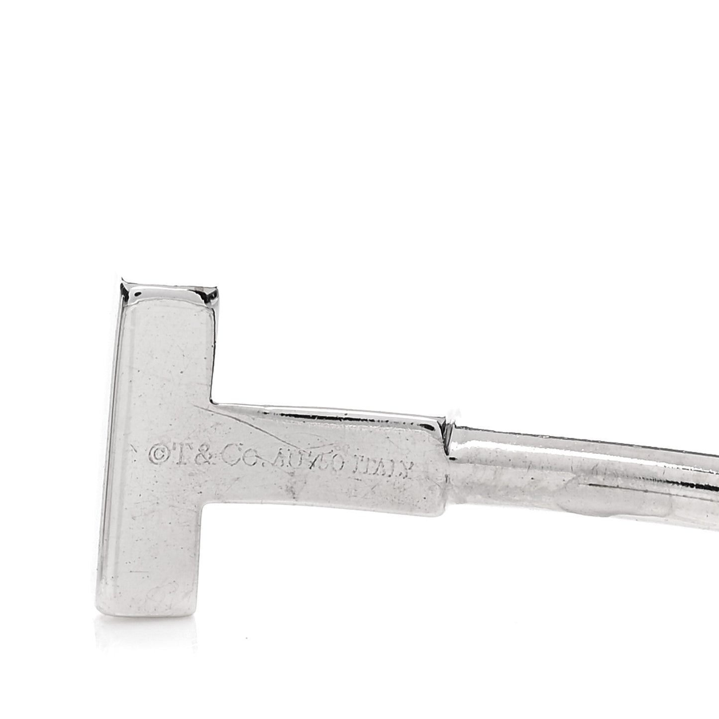 18K White Gold Diamond T Wire Bracelet
