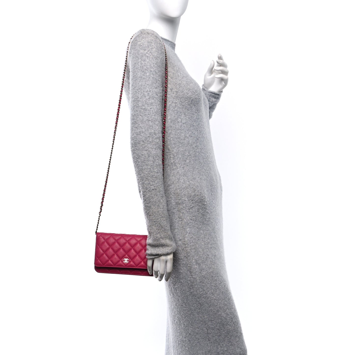 Caviar Quilted Wallet on Chain WOC Fuchsia
