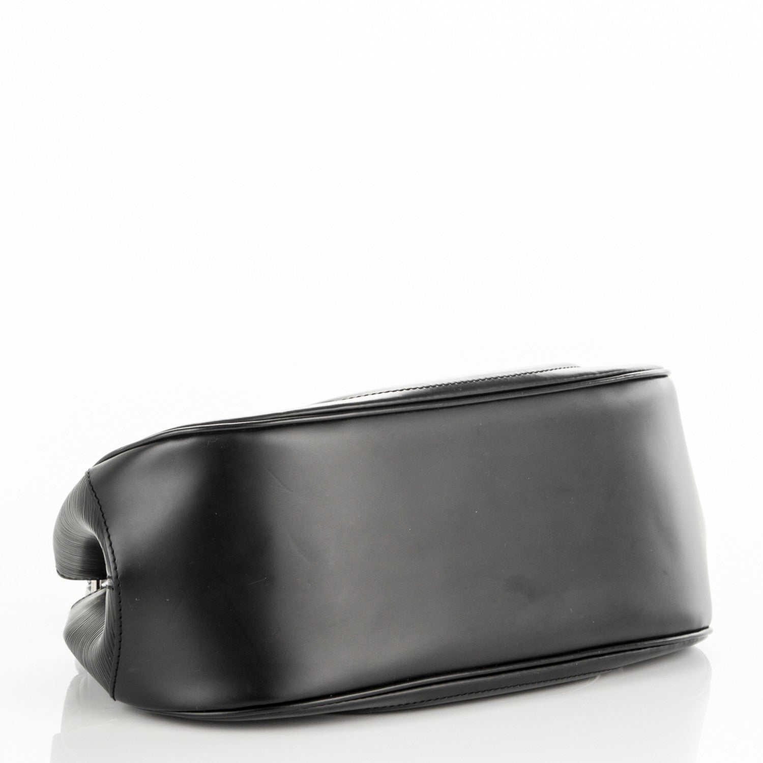 Louis Vuitton Epi Montaigne Sac Black 4 of 8
