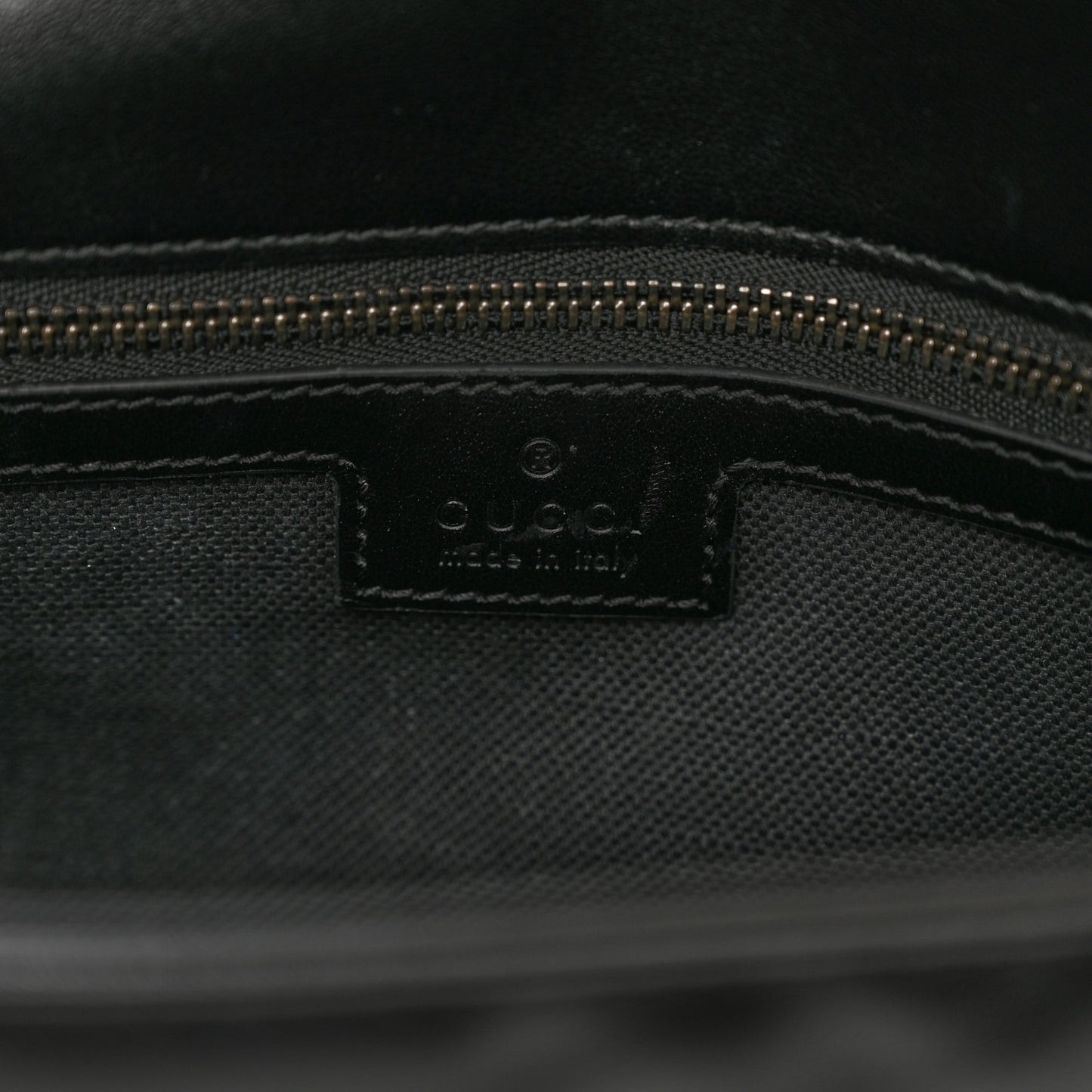 Calfskin Matelasse Monochrome Small GG Marmont Shoulder Bag Black