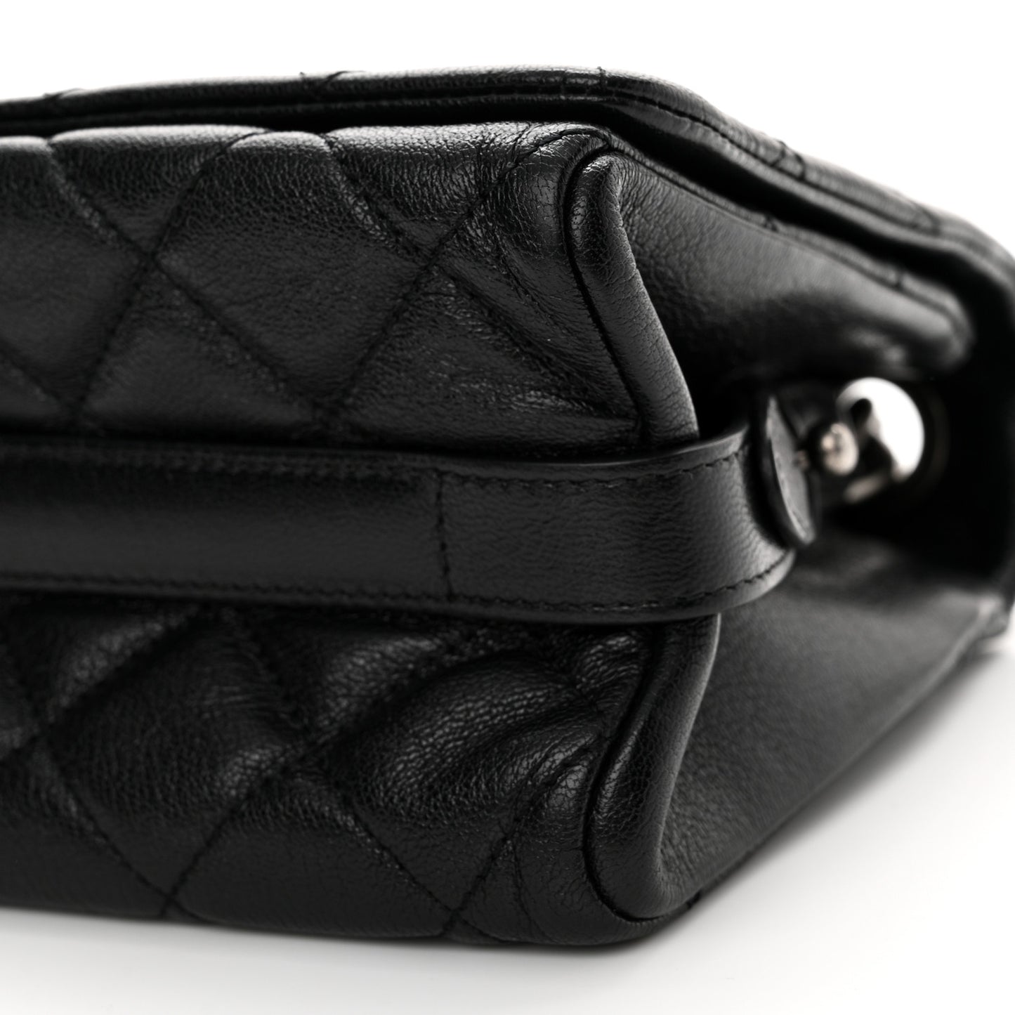 Goatskin Quilted Medium City Rock Flap Black