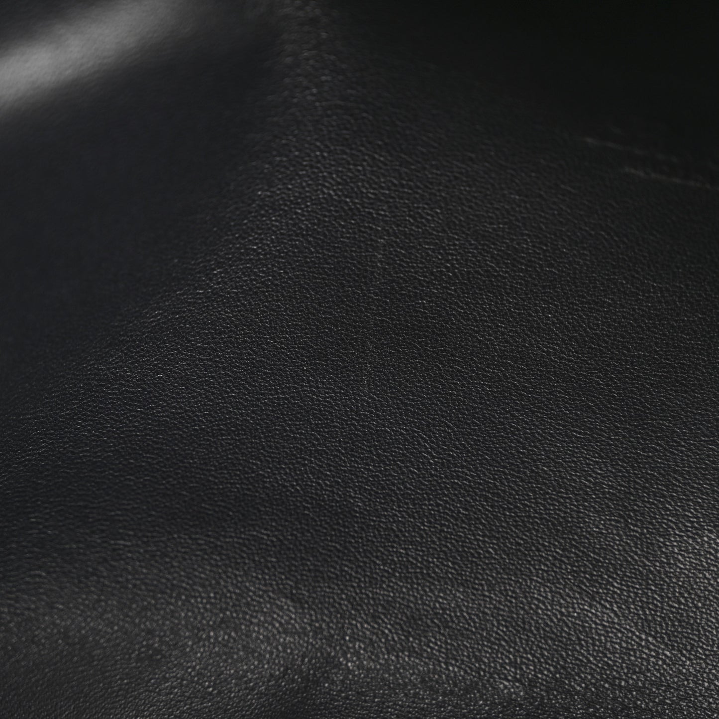 Tender Calfskin Extra Pocket L27 Blue Navy