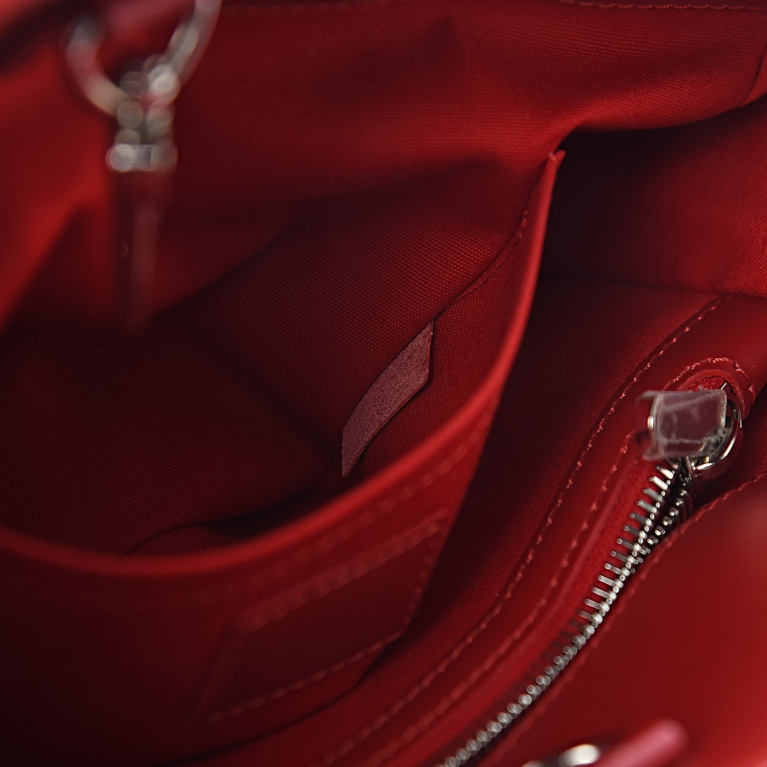 Louis Vuitton Epi Passy PM Rouge 7 of 11