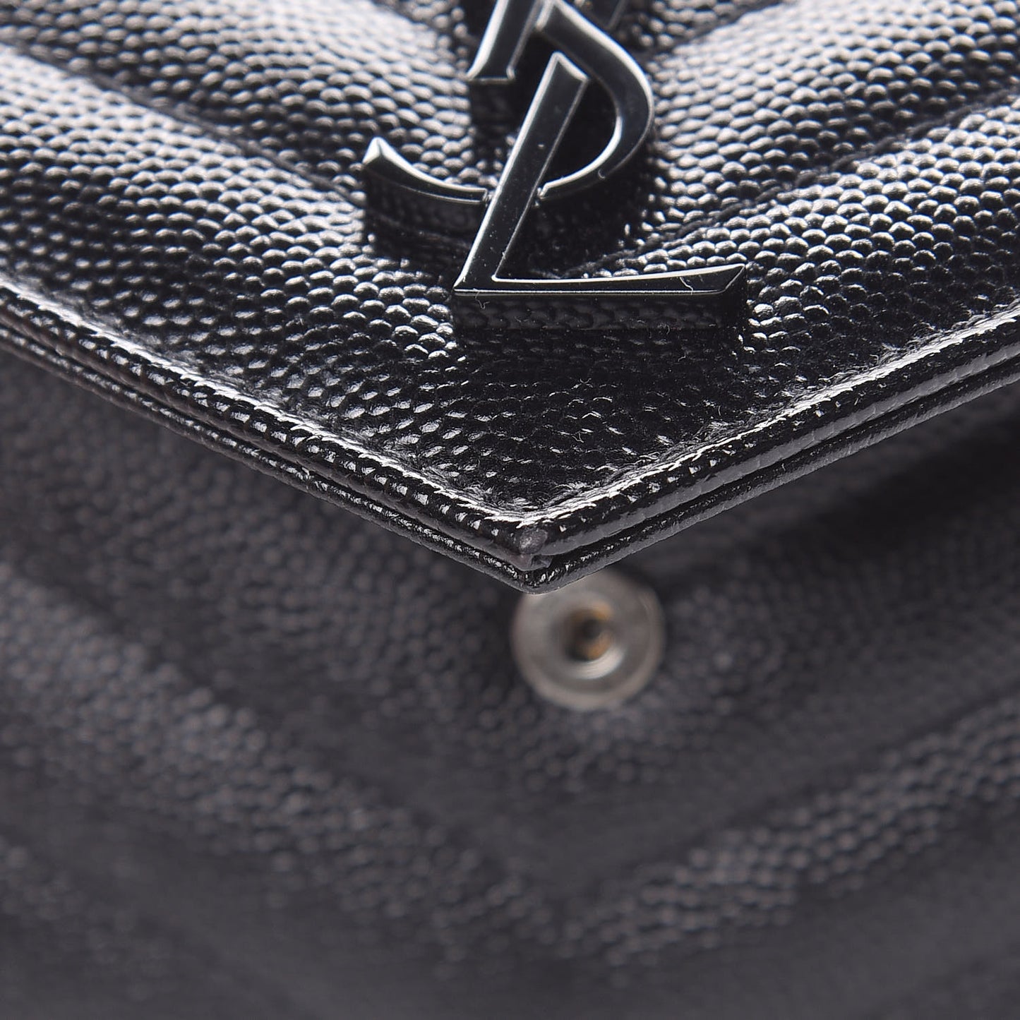 Grain De Poudre Matelasse Chevron Small Monogram Envelope Wallet Black